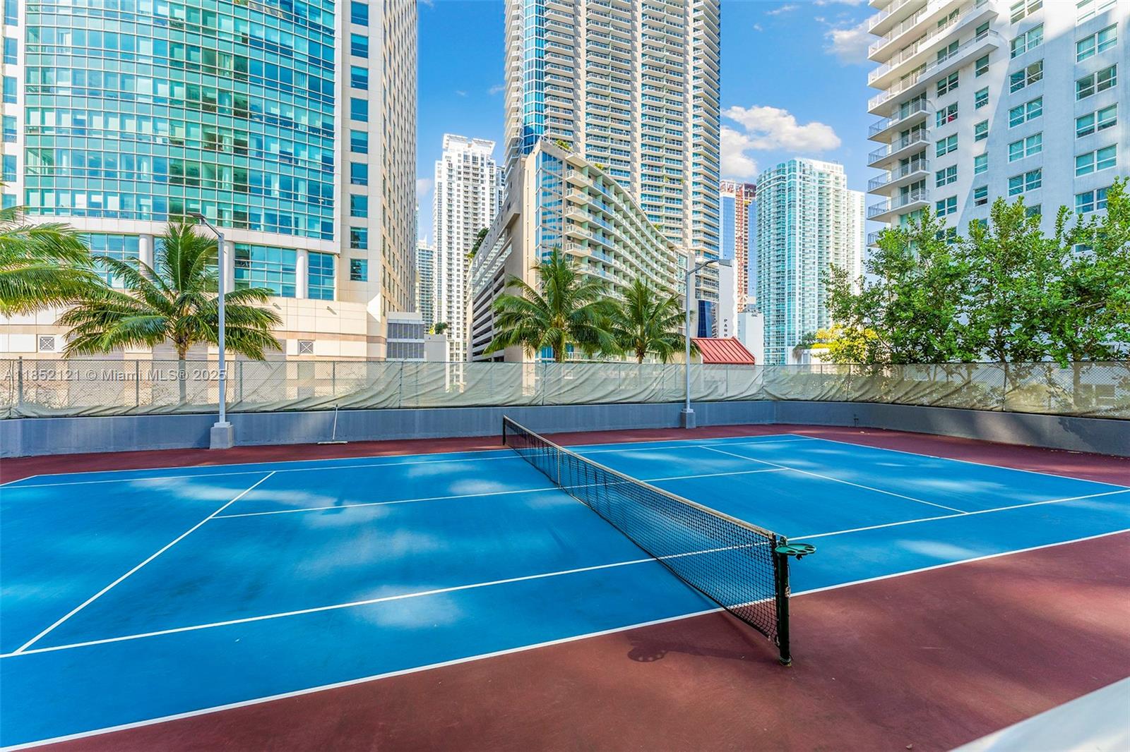 THE MARK ON BRICKELL COND - Residential