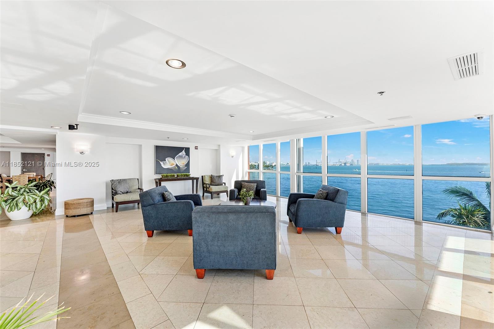 THE MARK ON BRICKELL COND - Residential