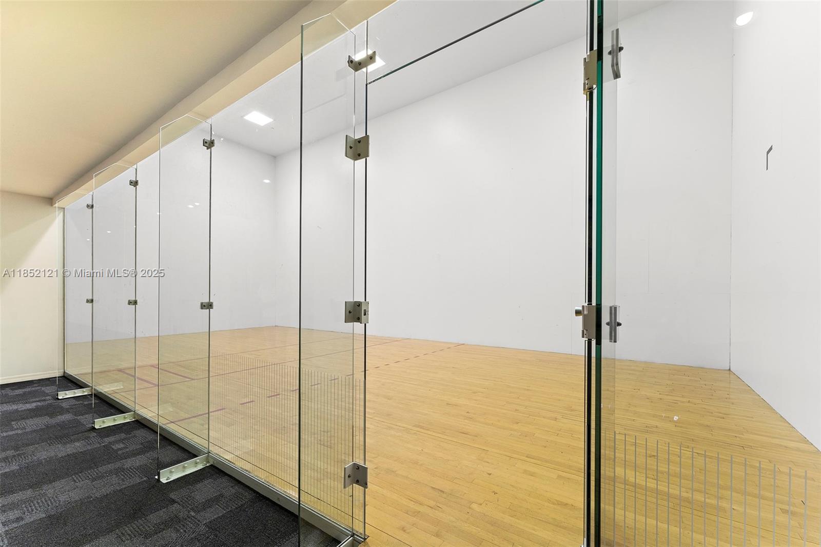 THE MARK ON BRICKELL COND - Residential