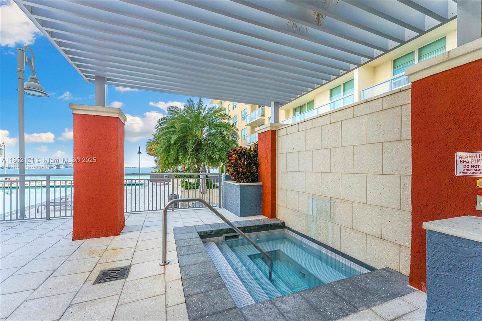 THE MARK ON BRICKELL COND - Residential