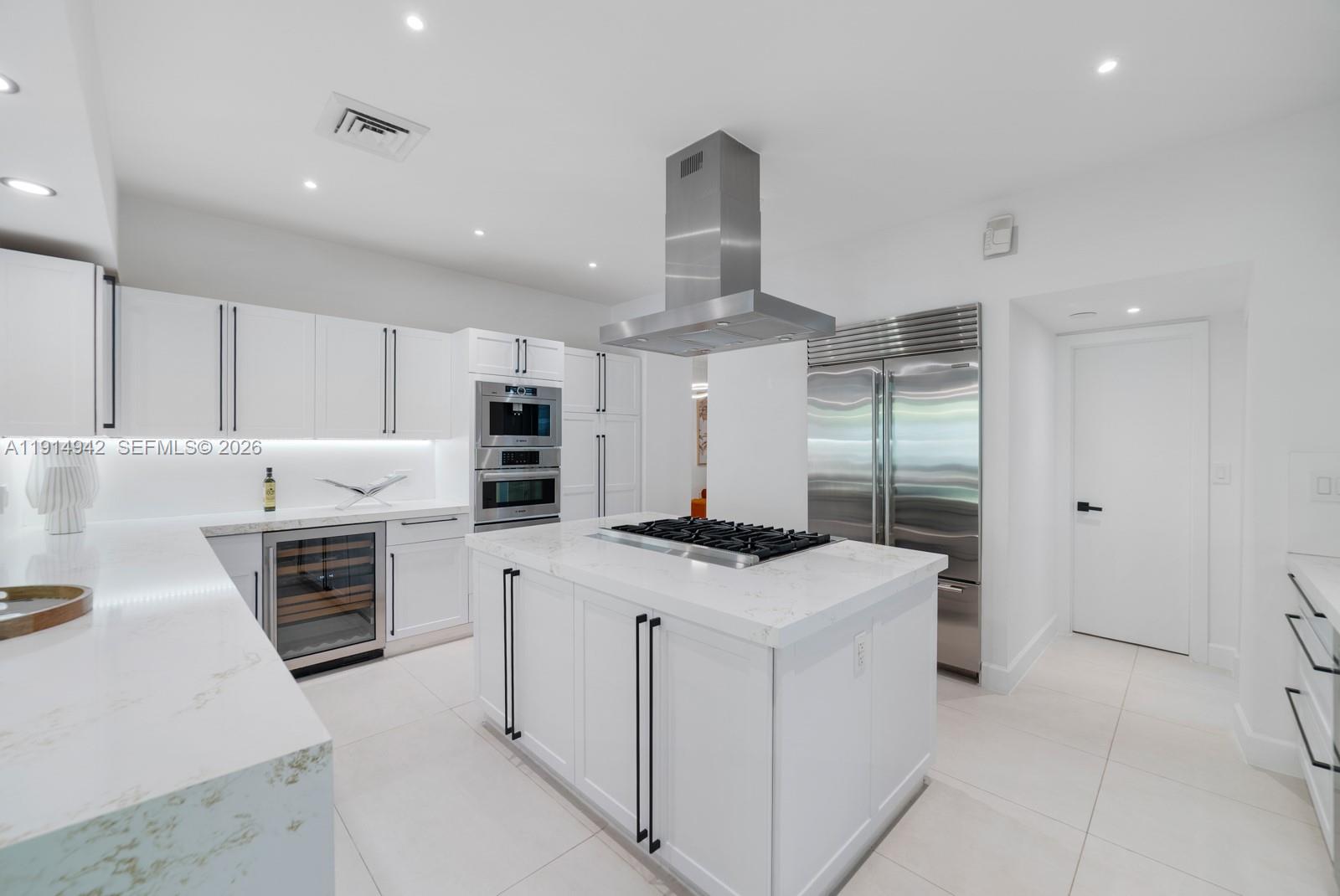 LA GORCE GOLF SUB - Residential