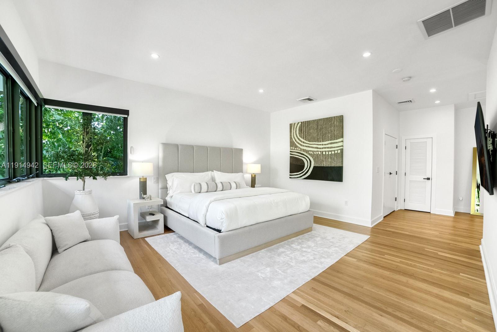 LA GORCE GOLF SUB - Residential