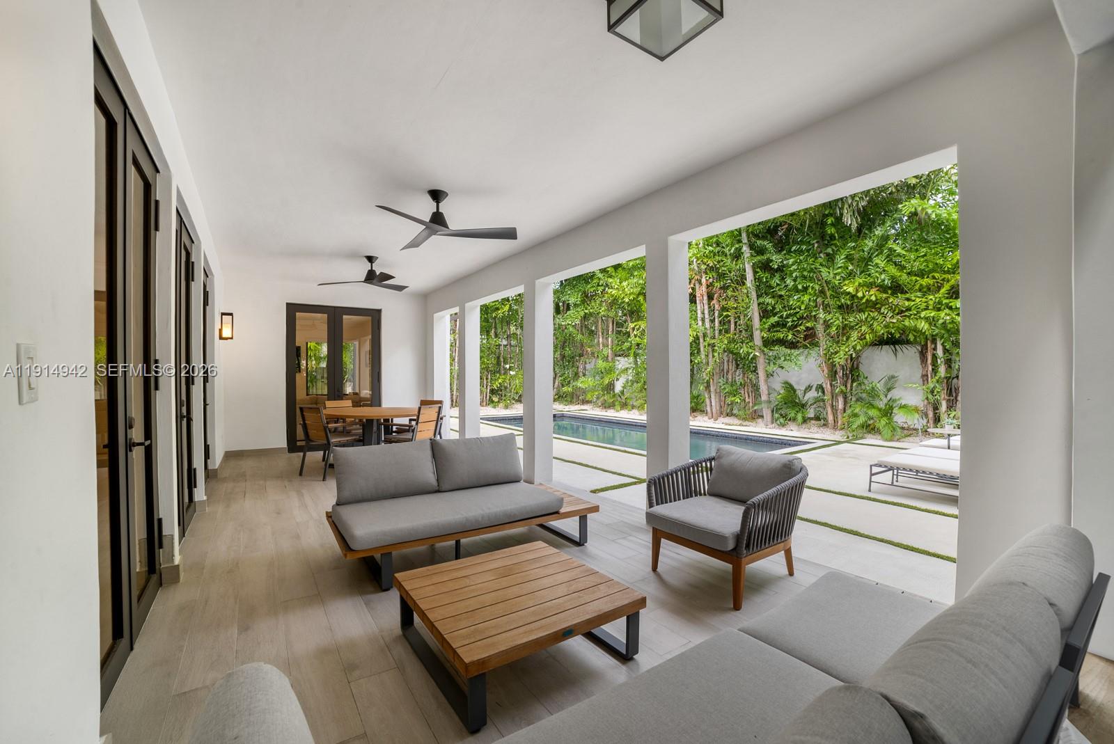 LA GORCE GOLF SUB - Residential