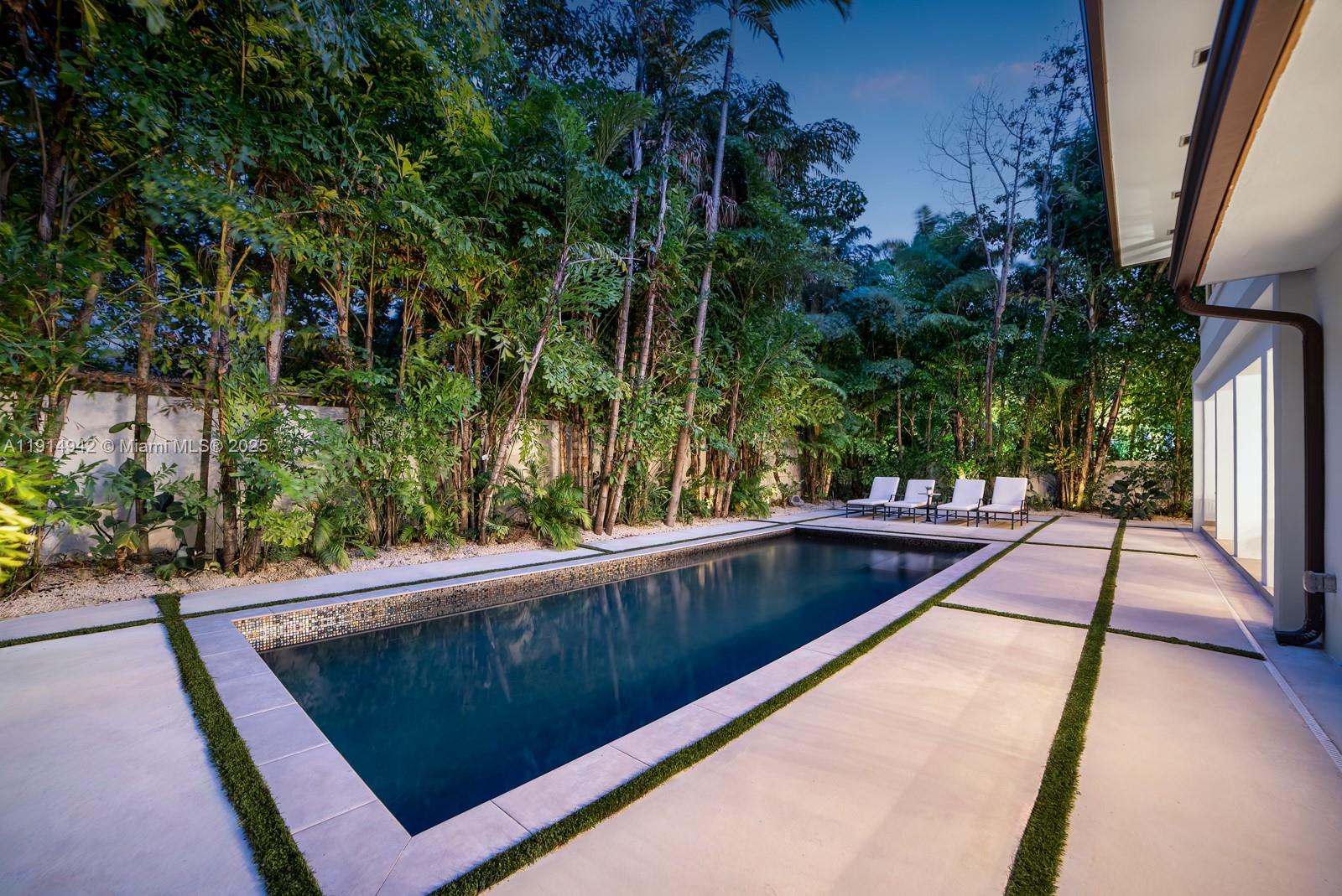 LA GORCE GOLF SUB - Residential