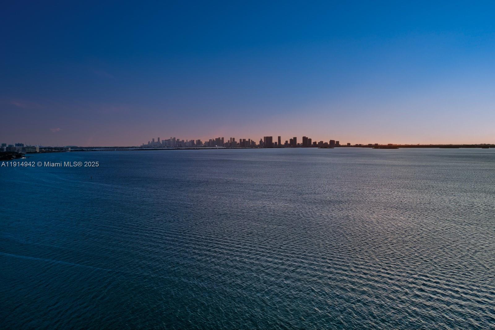 LA GORCE GOLF SUB - Residential