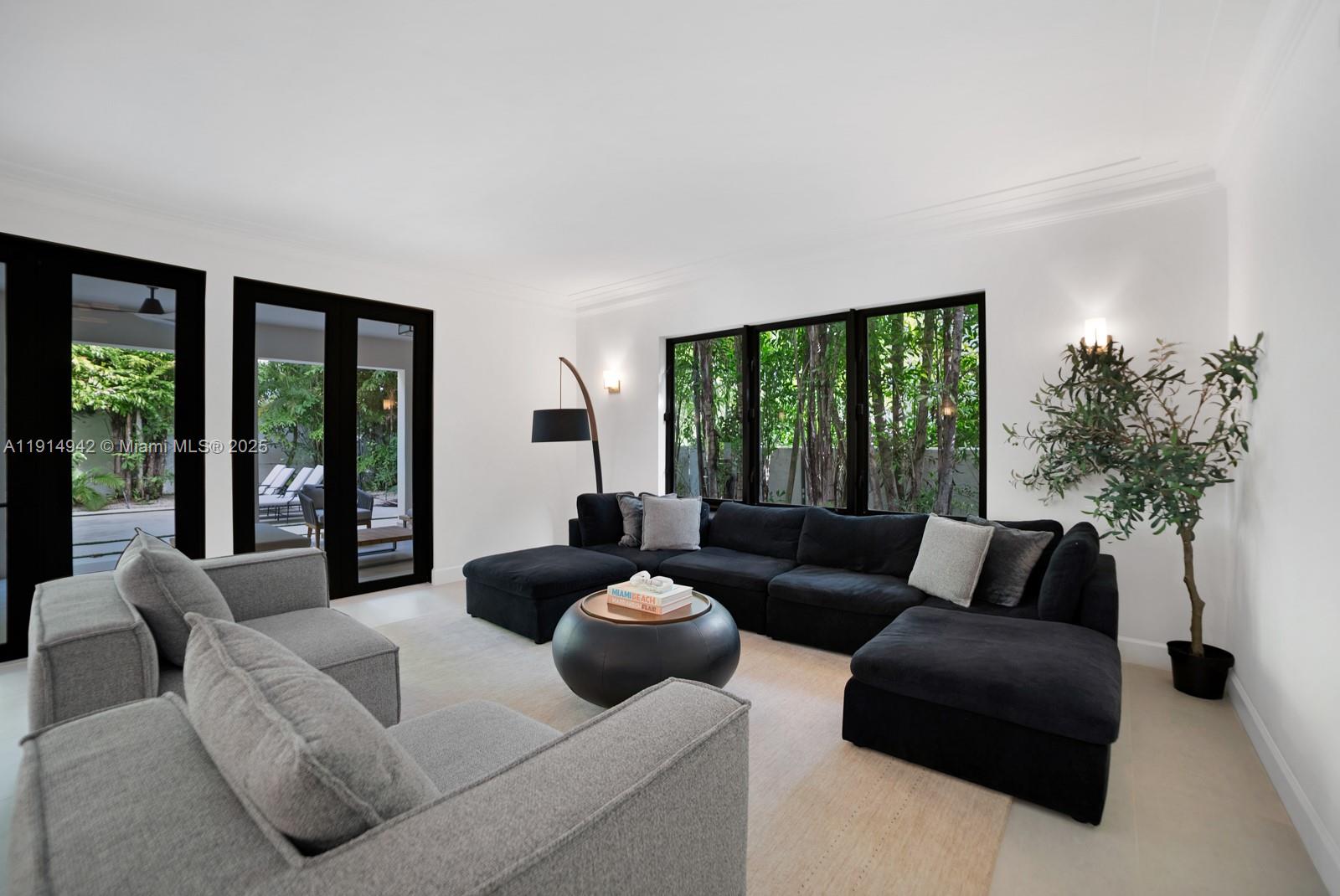 LA GORCE GOLF SUB - Residential