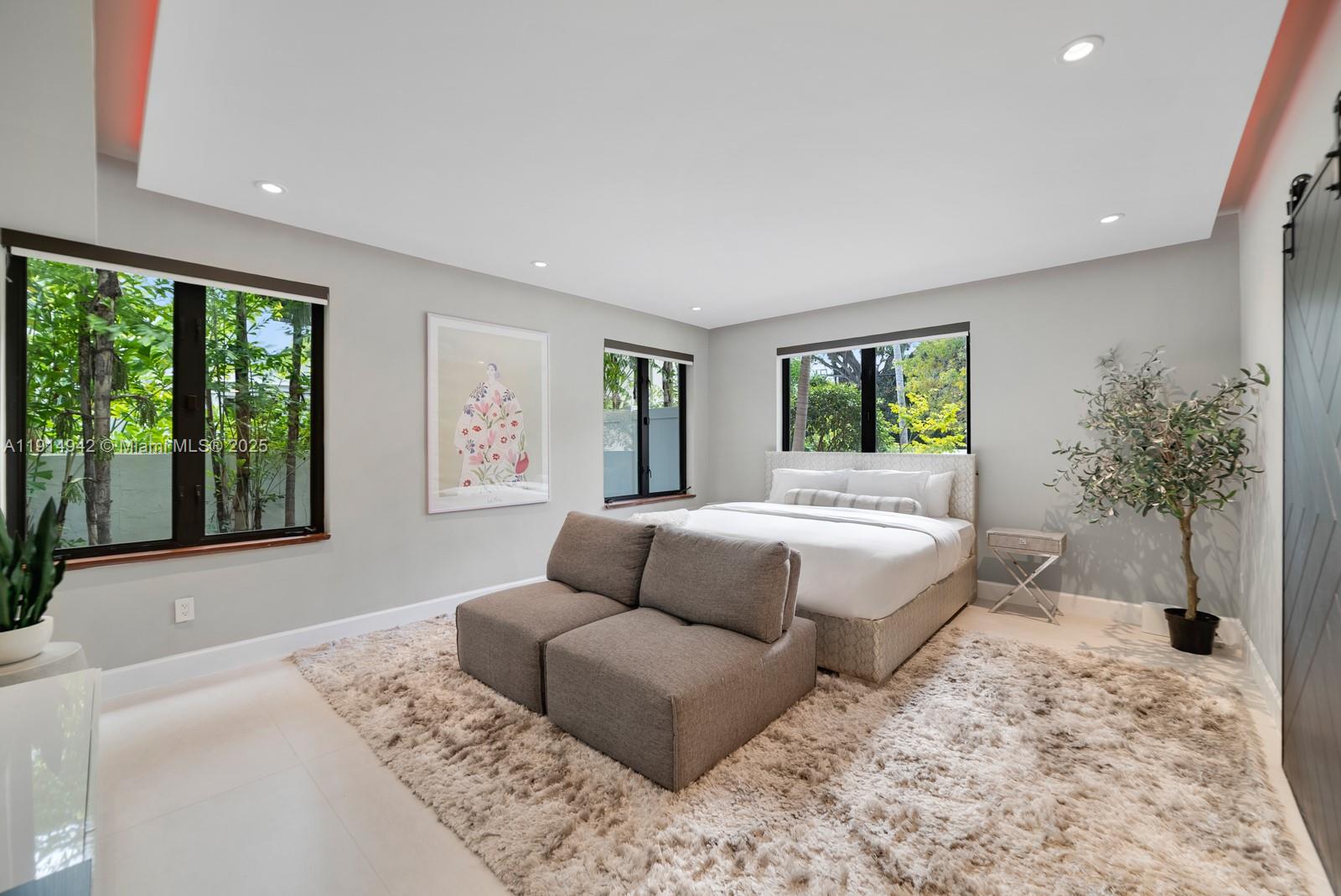 LA GORCE GOLF SUB - Residential