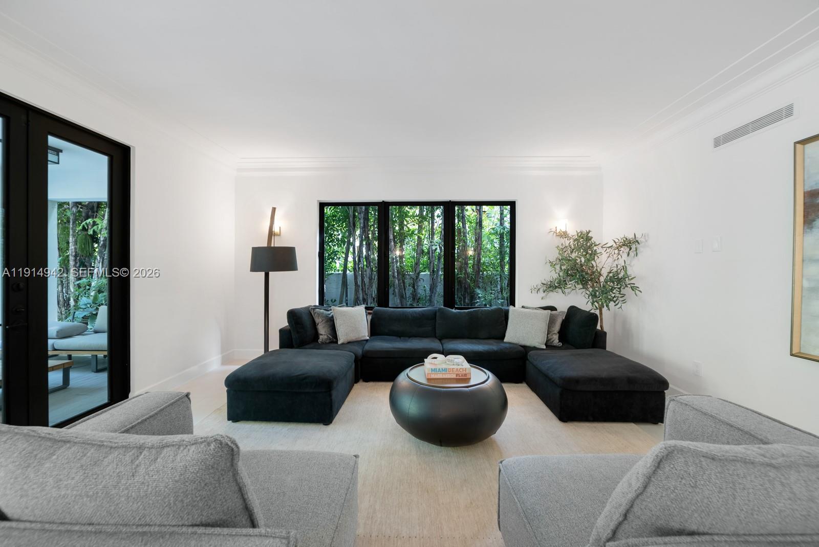 LA GORCE GOLF SUB - Residential