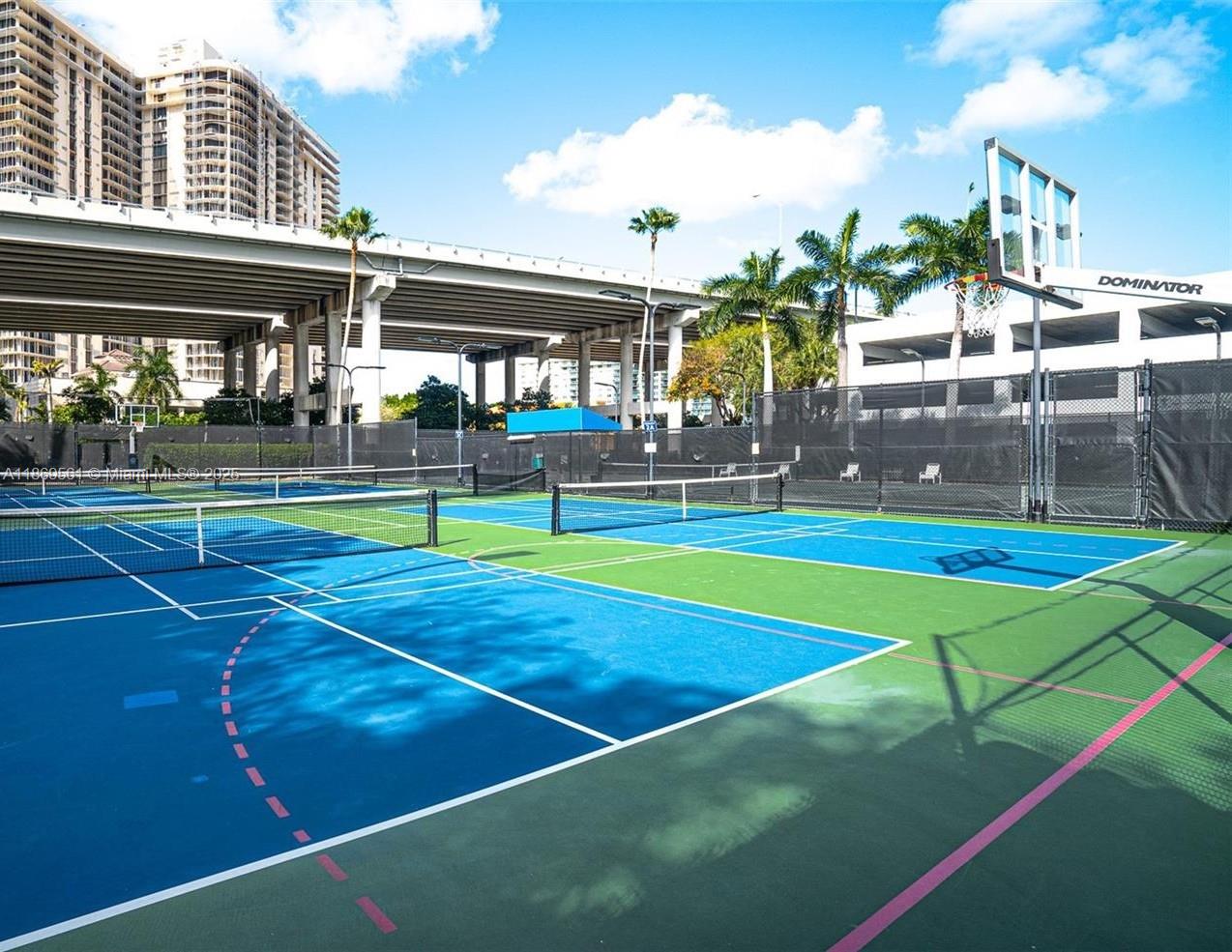 MYSTIC POINTE CONDO NO TW - Residential