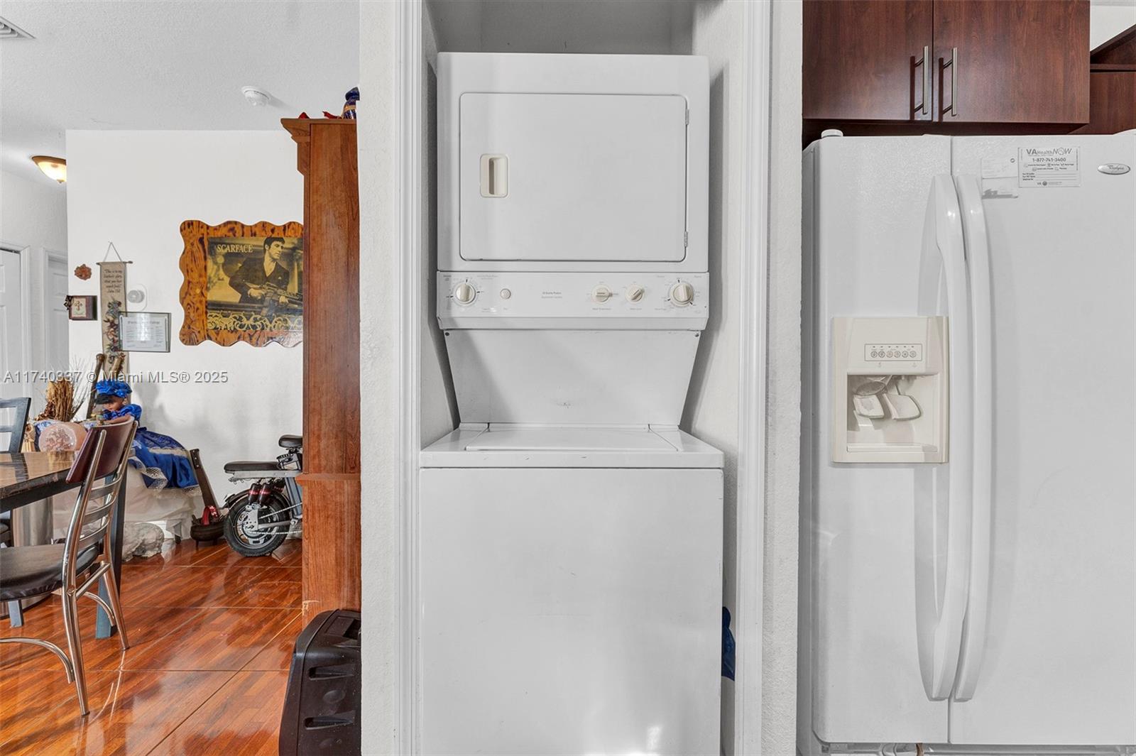 EVERGLADES AVE HEIGHTS AD - Residential