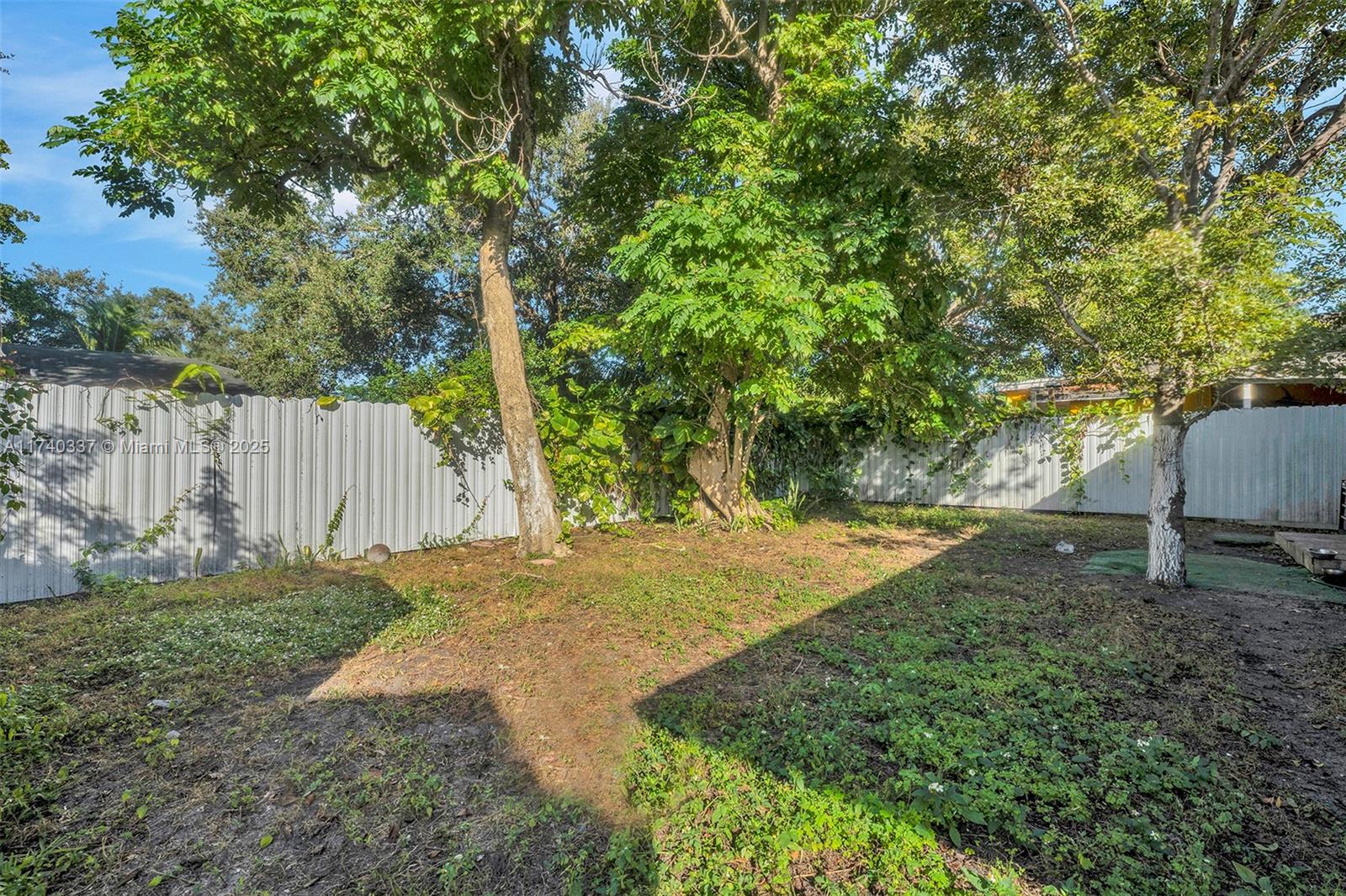 EVERGLADES AVE HEIGHTS AD - Residential