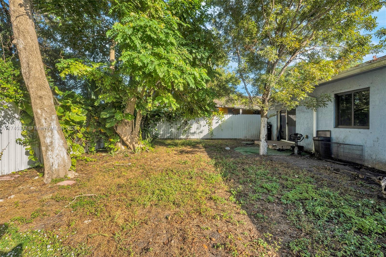 EVERGLADES AVE HEIGHTS AD - Residential