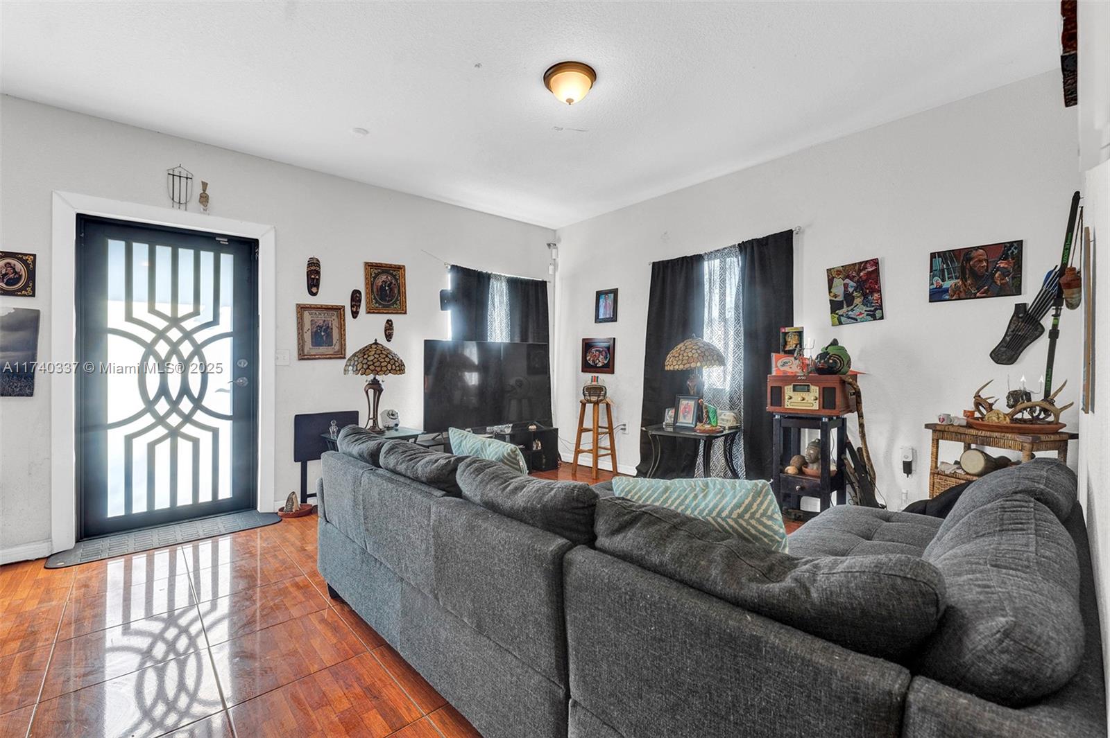 EVERGLADES AVE HEIGHTS AD - Residential
