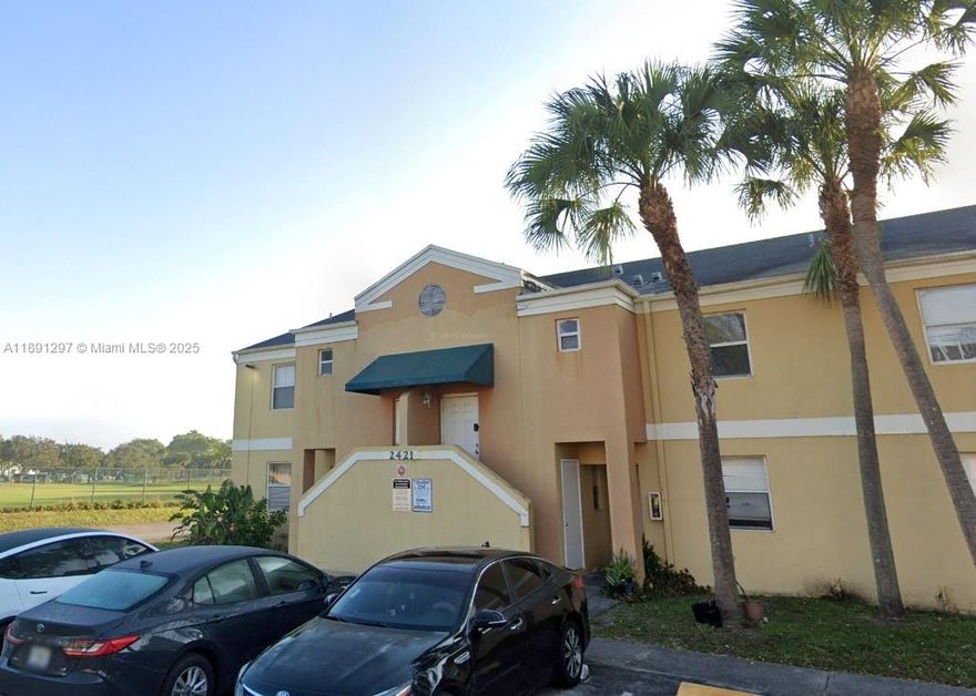 Bright & Charming 2-Bed, 2-Bath Condo in Lauderhill – No Rental Restrictions! Welcome to this beautifully maintained 2-bed, 2-bath condo w/ 855 sq. ft. of comfortable, modern living. Located in a desirable Lauderhill neighborhood, this home is perfect for both investors and owner-occupants alike! Step inside to a bright open-concept layout w/mosaic flooring throughout, a spacious living room w/natural light, & large windows that lead to your own private balcony—ideal for relaxing or entertaining. The kitchen flows seamlessly into the living area, & the in-unit washer and dryer add everyday convenience. Whether you're looking for a new home or a smart investment w/ no rental restrictions, this property offers excellent value in a growing area.
Don’t miss out—schedule your showing today!