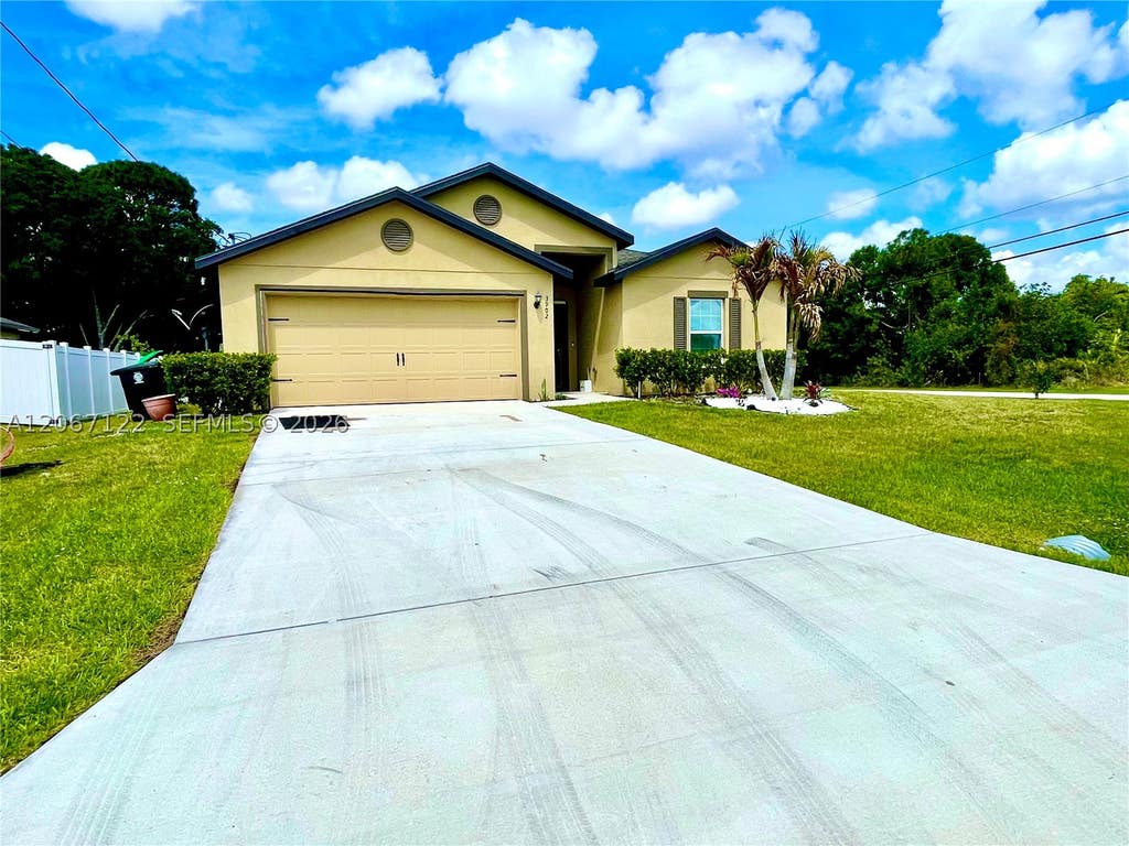 Photo of 3902 SW Brunswick St #3902, St Lucie West, FL 34953 (MLS # A12067122)