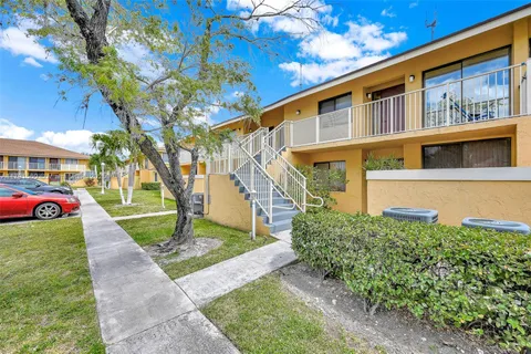 MLS: A11791560
