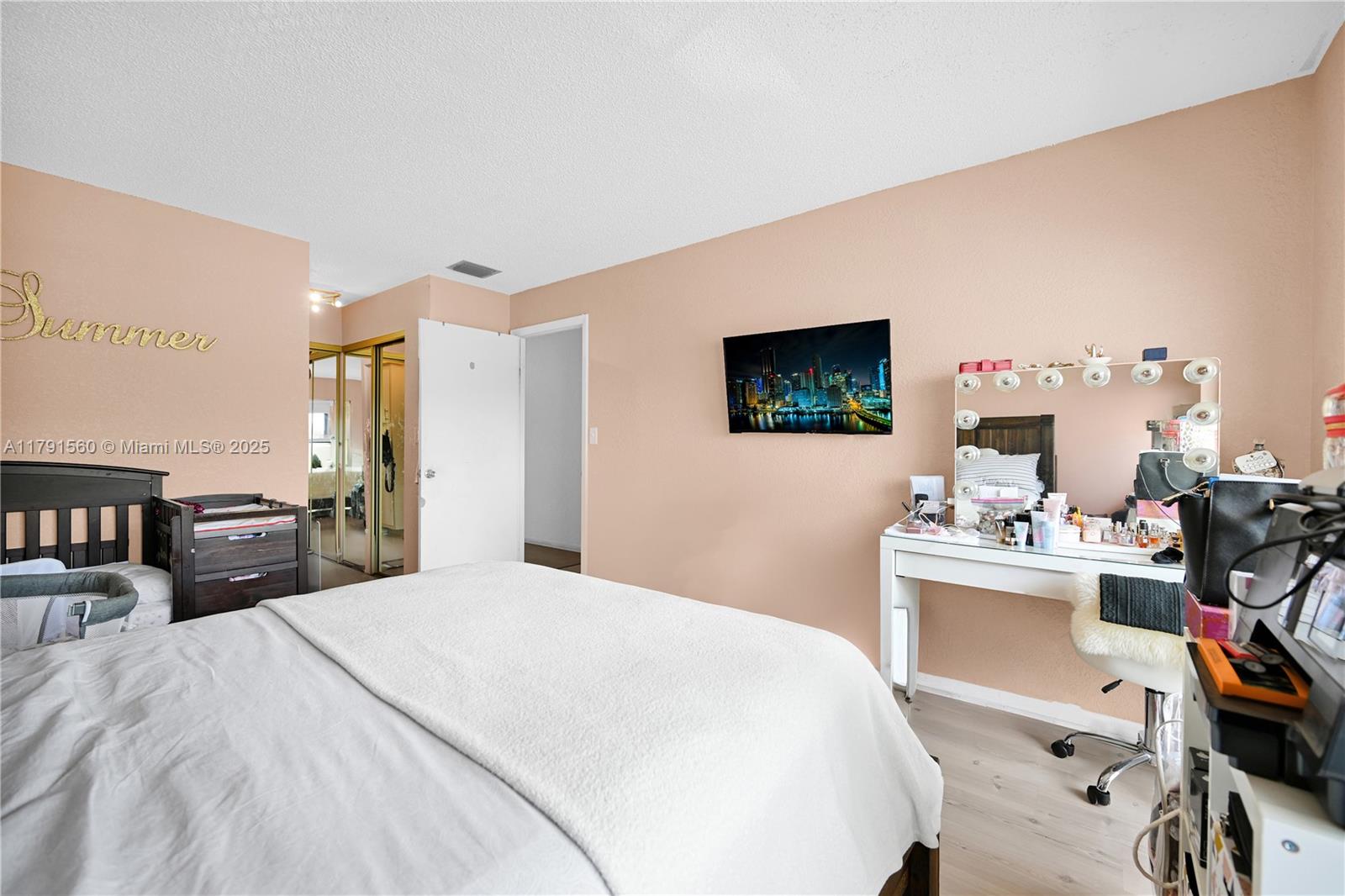 MISTY LAKE CONDO - Residential