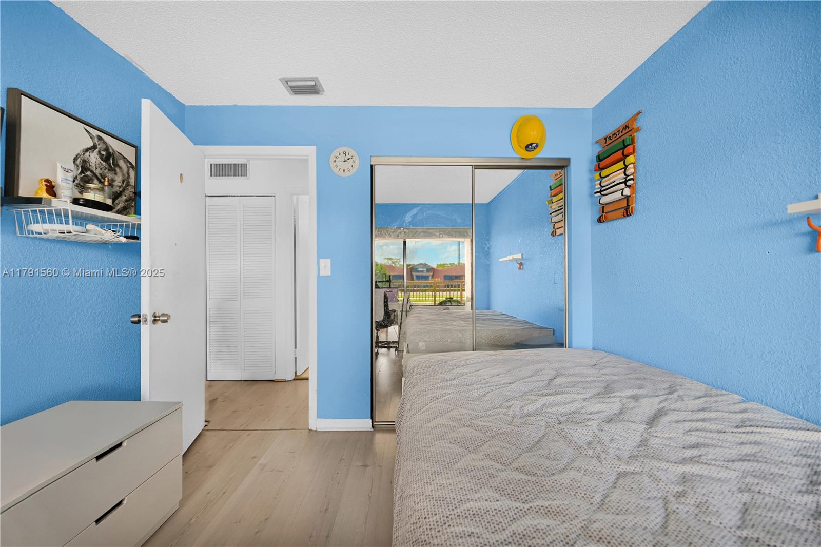 MISTY LAKE CONDO - Residential