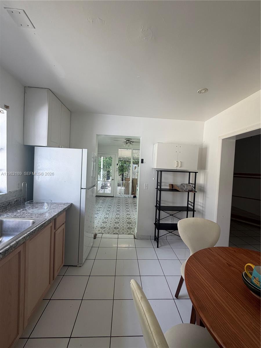 LAWRENCE EST LAND COS SUB - Residential Lease