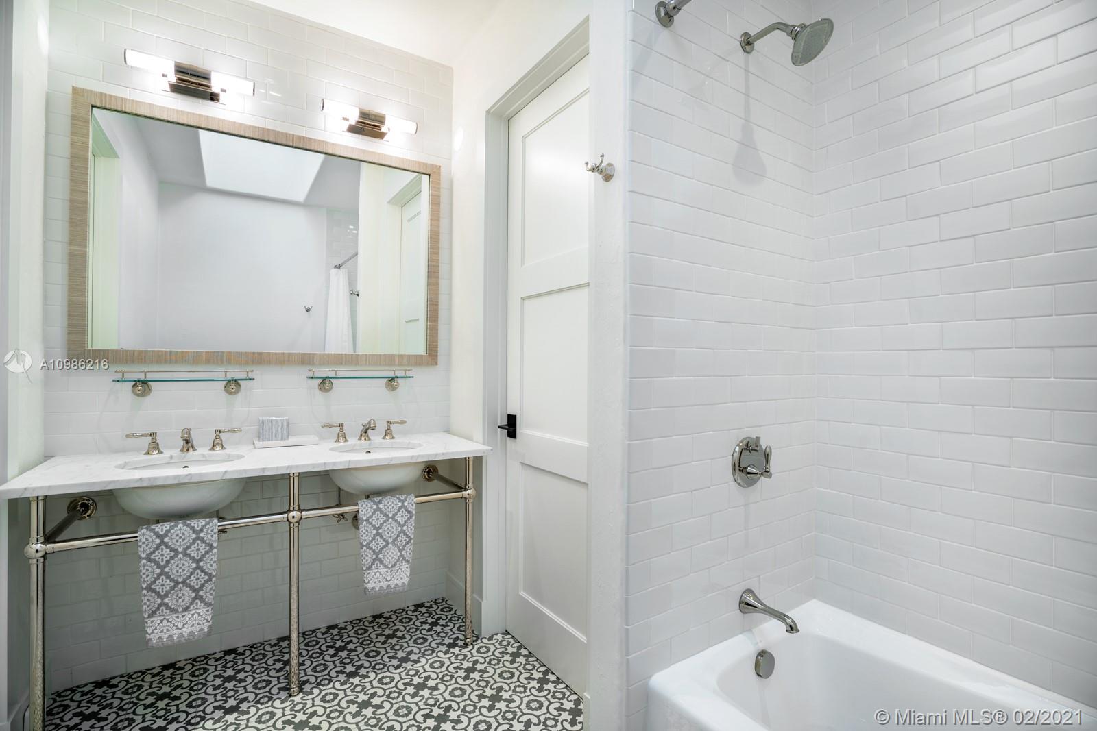 YE LITTLE WOOD AMND PLAT - Residential