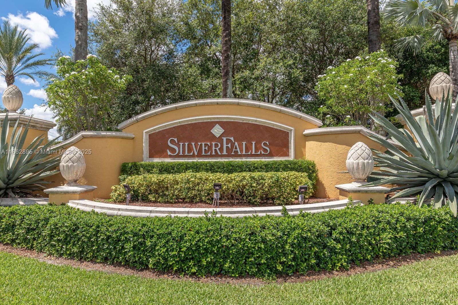 Completely Remodeled 3/2 Condo in Gated Silver Falls!
This stunning 3-bedroom, 2-bathroom condo features a one-car garage, newer wood flooring, and a modern kitchen with wood cabinets and granite countertops. Bathrooms are upgraded, and the primary suite includes a large walk-in closet. Enjoy beautiful garden views from every window and the peace of mind of a hurricane-impact window.
Located within walking distance to the clubhouse with premium amenities: Pickleball, basketball courts, children’s play area, and swimming pool.
Maintenance covers: building exterior, cable, landscaping, roof repair, water, and sewer.
Perfect for those seeking a move-in ready home in a highly desirable gated community!
