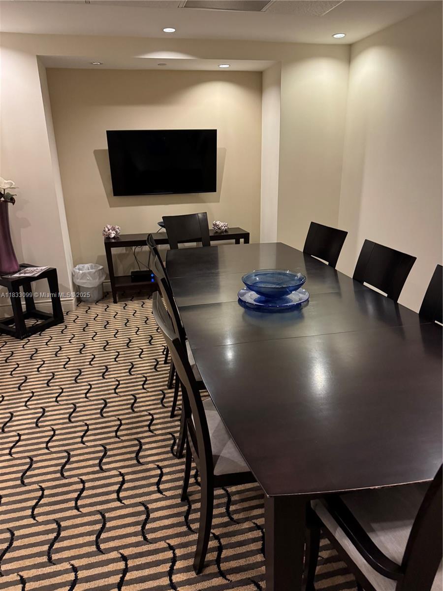 COURTS BRICKELL KEY CONDO - Residential Lease