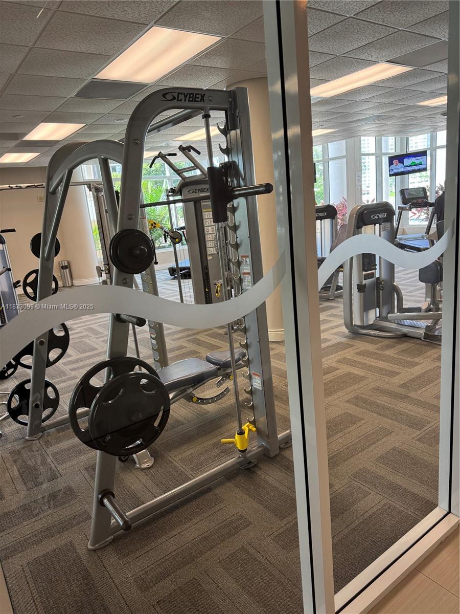 COURTS BRICKELL KEY CONDO - Residential Lease