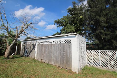 A home in Okeechobee