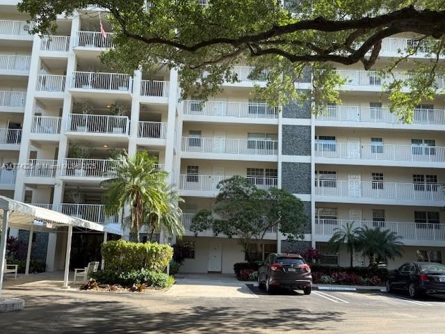 NO 113 PALM-AIRE COUNTRY - Residential