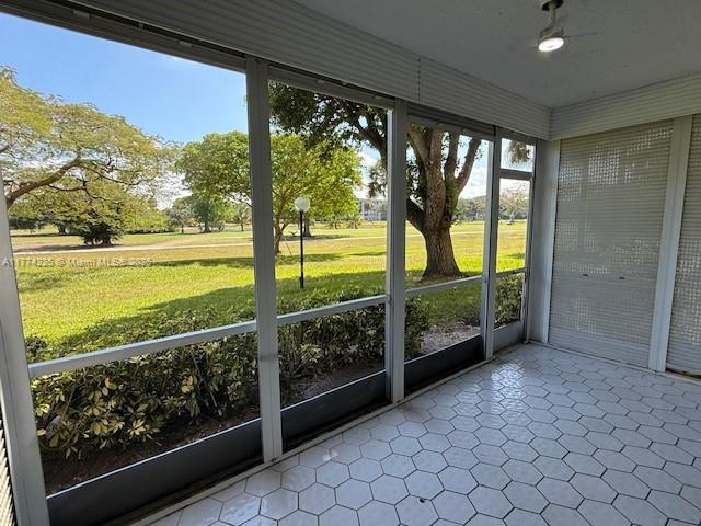 NO 113 PALM-AIRE COUNTRY - Residential