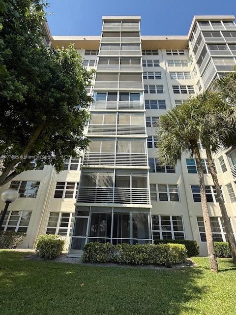 3520 Oaks Way 107