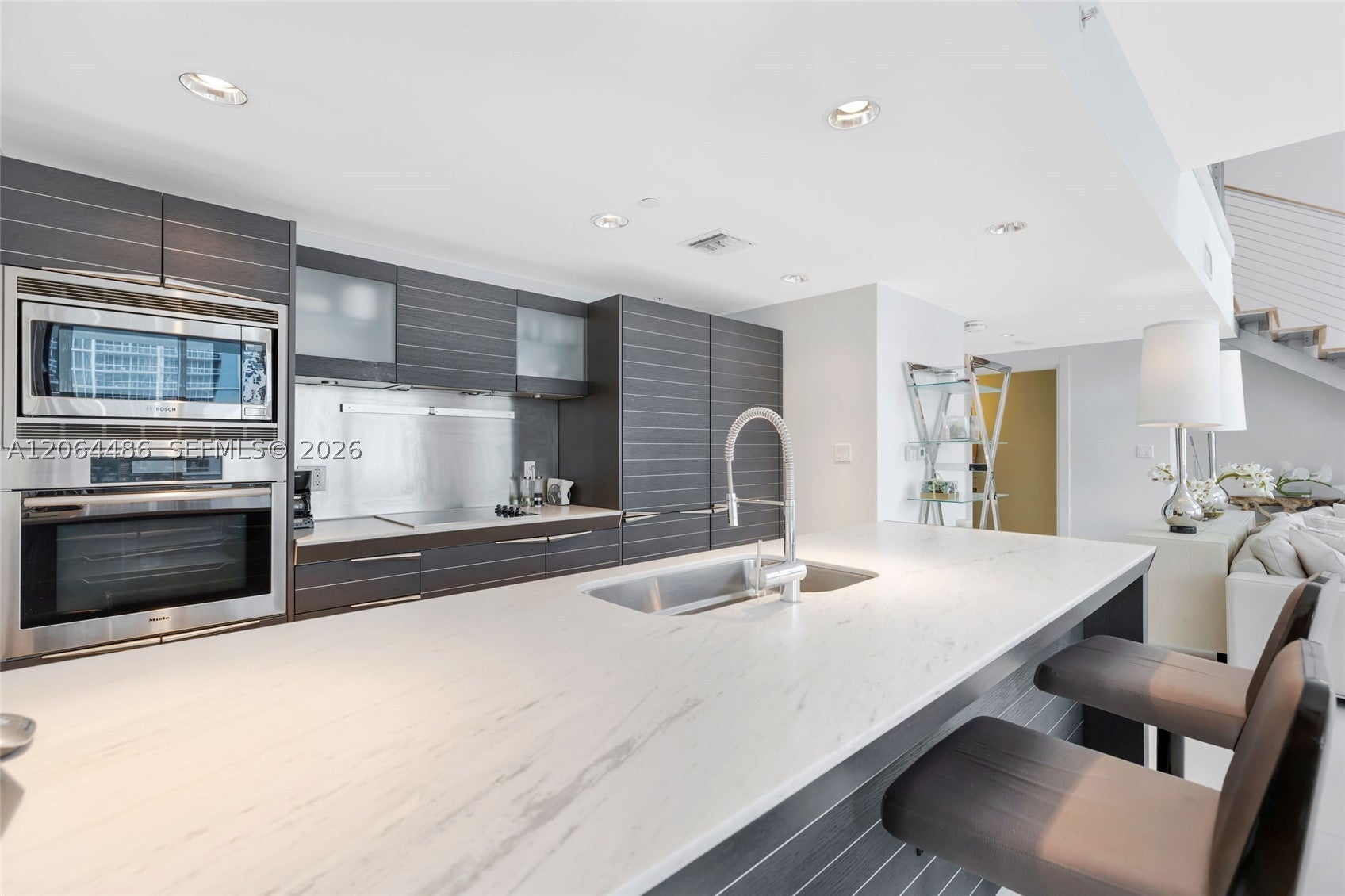 200 Biscayne Boulevard Way 504