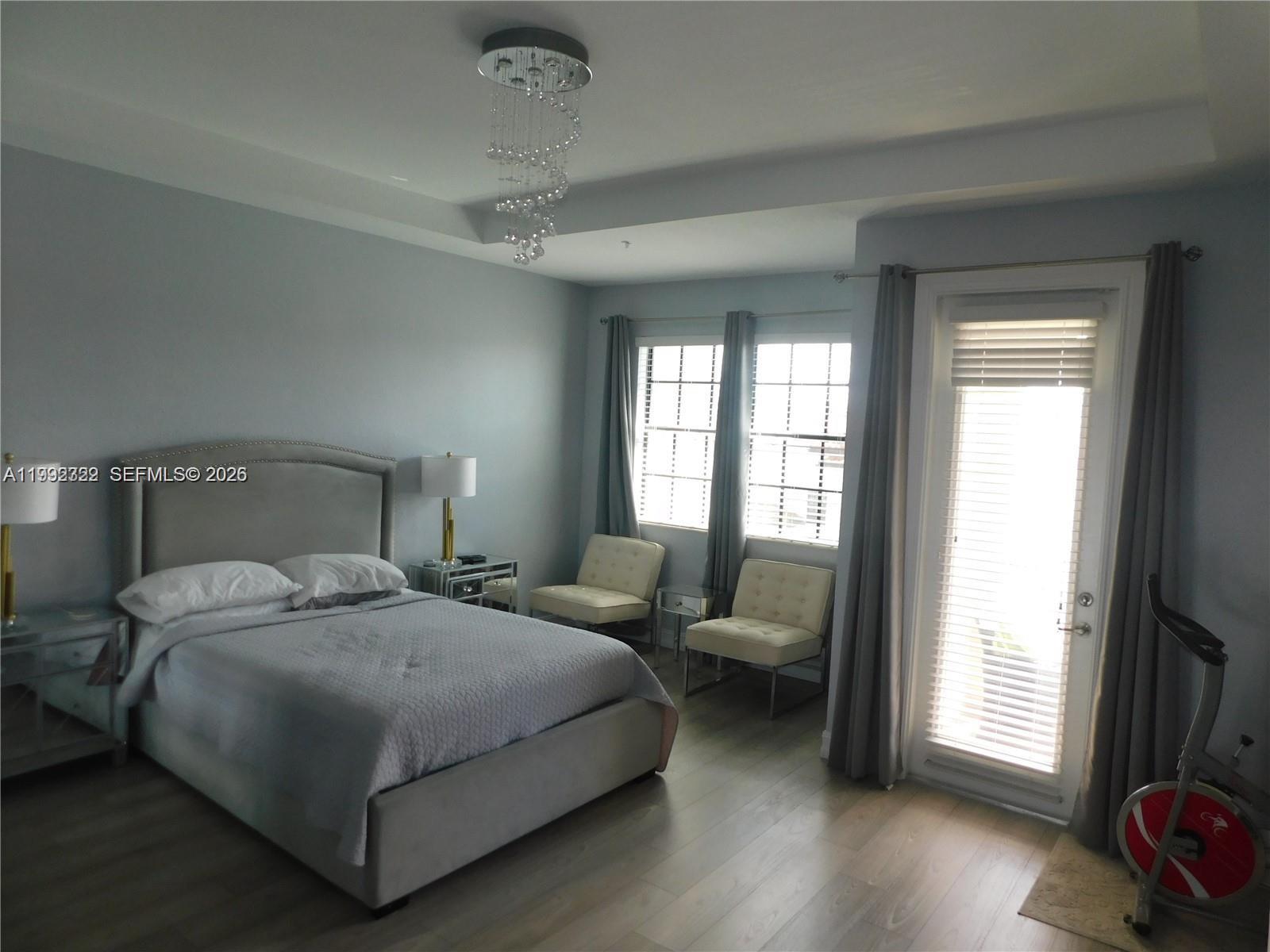 PEMBROKE LAKES SOUTH - Residential Lease