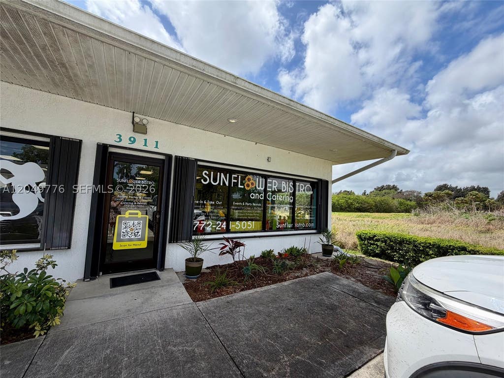 Photo of 3911 Orange Ave, Fort Pierce, FL 34947 (MLS # A12049776)