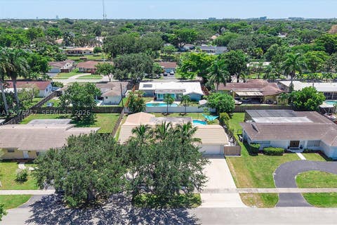 Tiny photo for 7220 NW 10th Pl, Plantation, FL 33313 (MLS # A12076757)