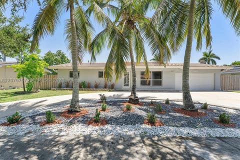 Tiny photo for 7220 NW 10th Pl, Plantation, FL 33313 (MLS # A12076757)