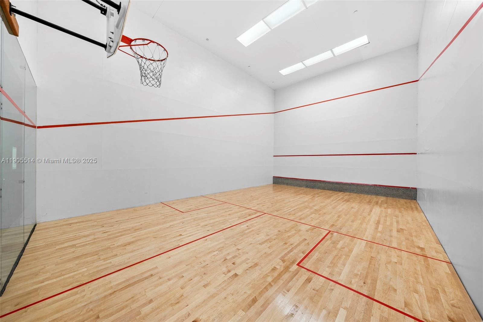 OCEANIA V CONDO - Residential