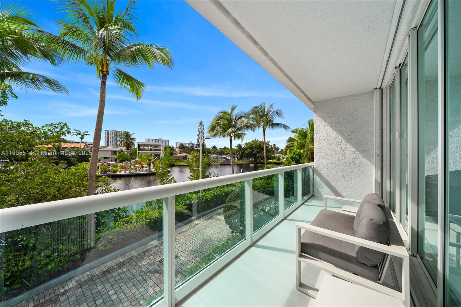 OCEANIA V CONDO - Residential