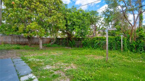 Tiny photo for 1921 NE 158th St, North Miami Beach, FL 33162 (MLS # A12005788)
