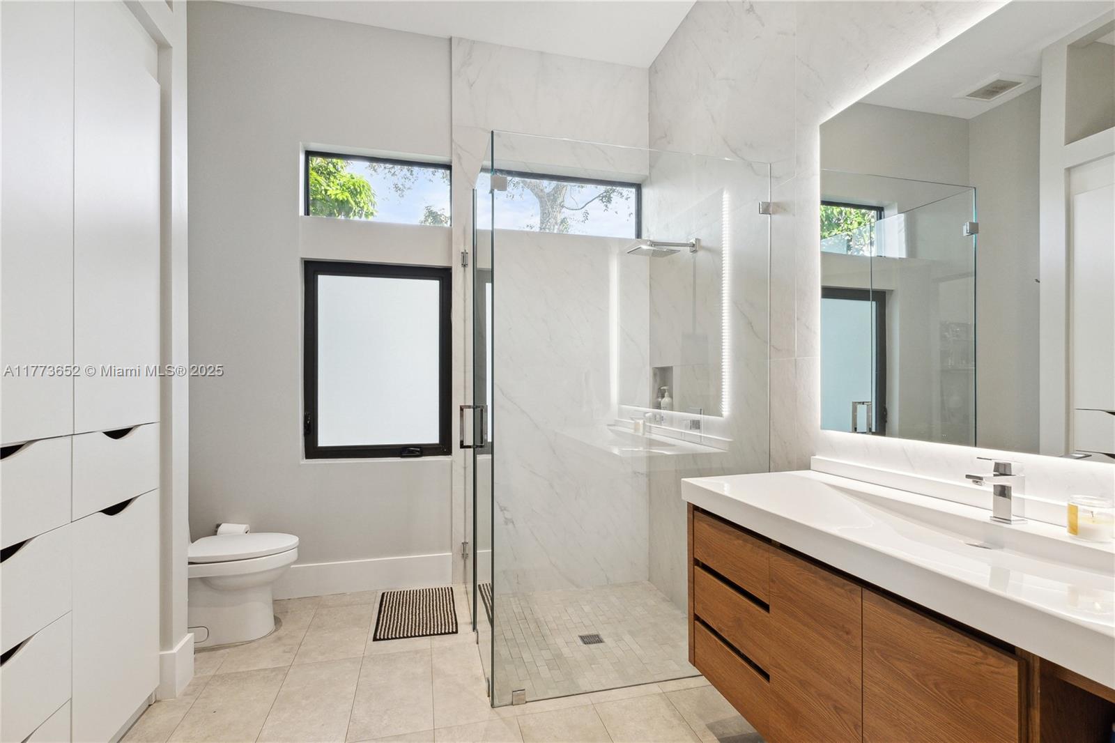 CORAL GABLES RIVIERA SEC - Residential