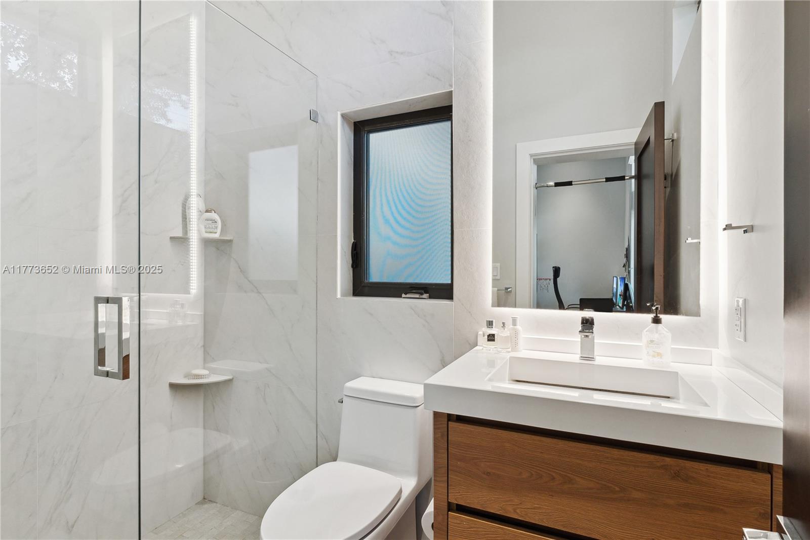 CORAL GABLES RIVIERA SEC - Residential