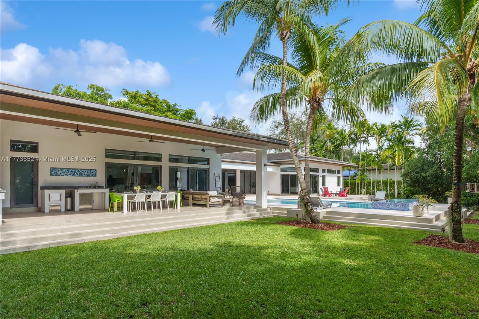 CORAL GABLES RIVIERA SEC - Residential