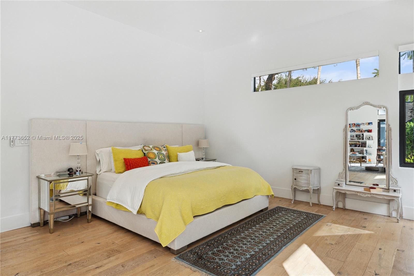 CORAL GABLES RIVIERA SEC - Residential