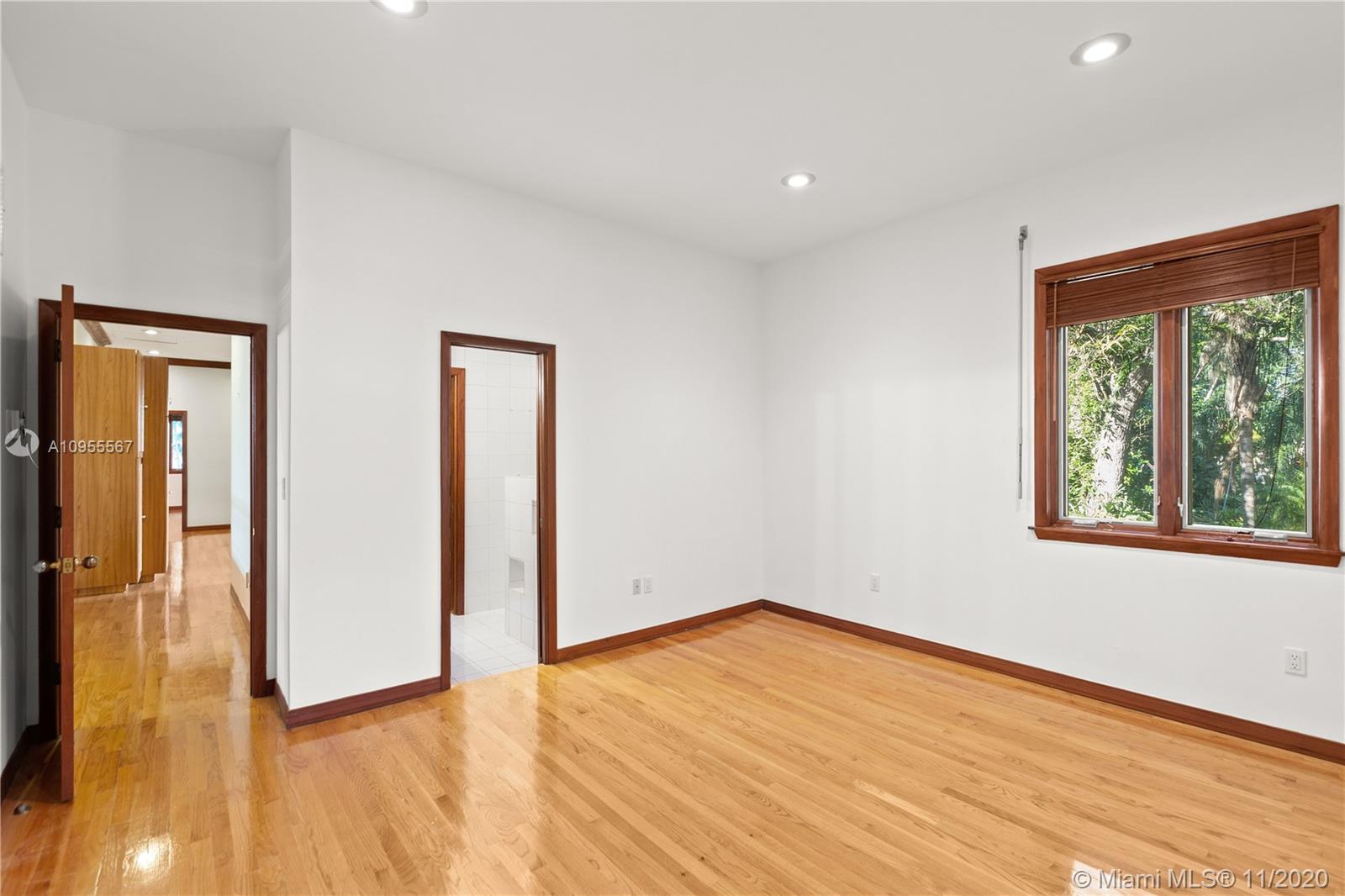 JOURNEYS END ESTATES - Residential