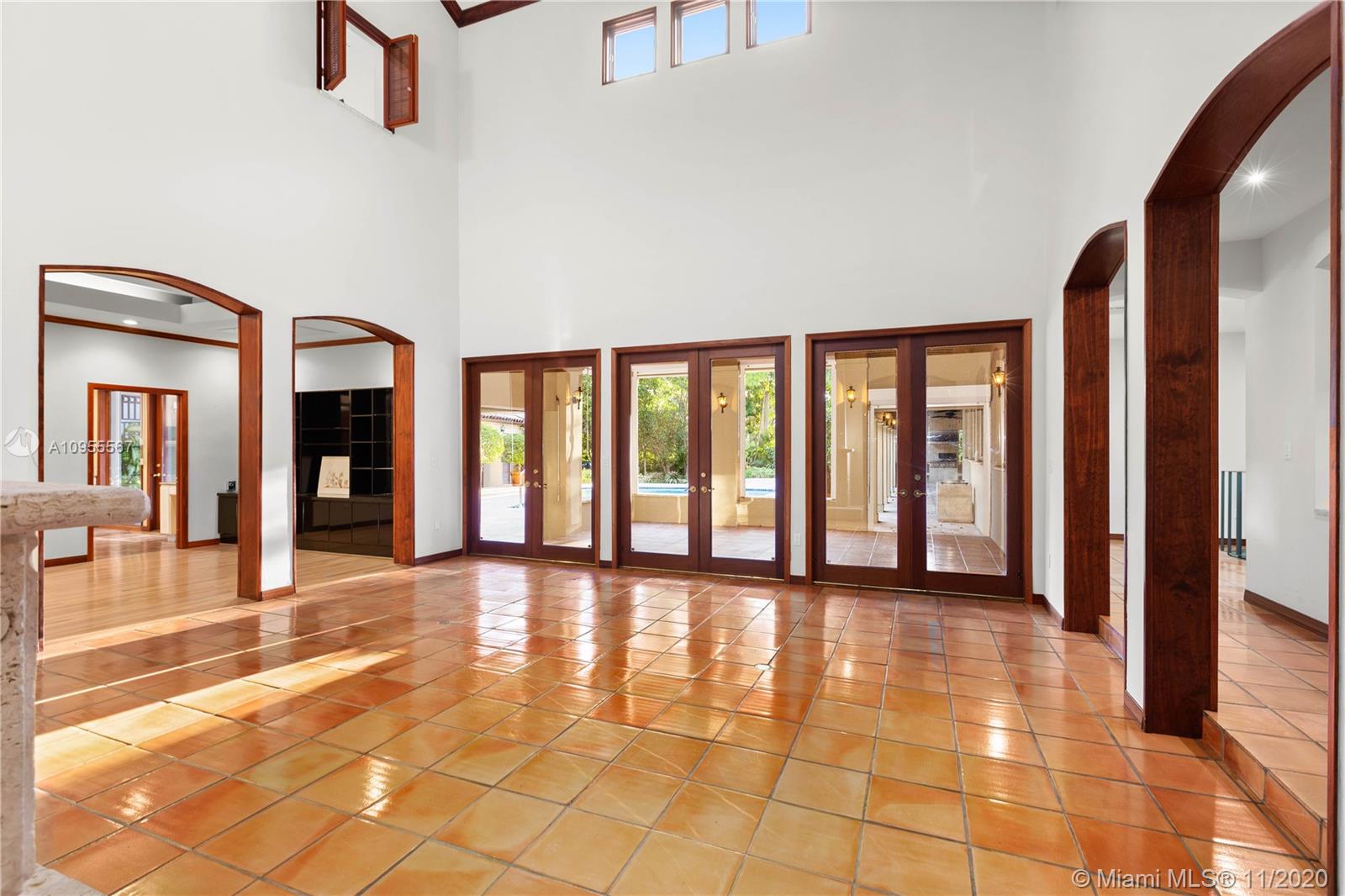 JOURNEYS END ESTATES - Residential