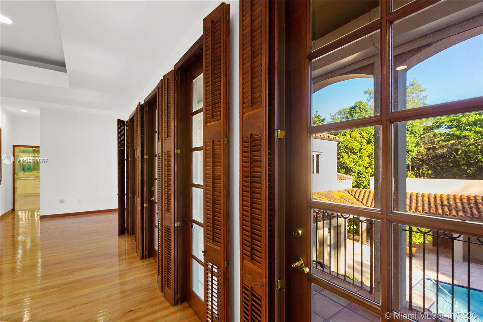 JOURNEYS END ESTATES - Residential