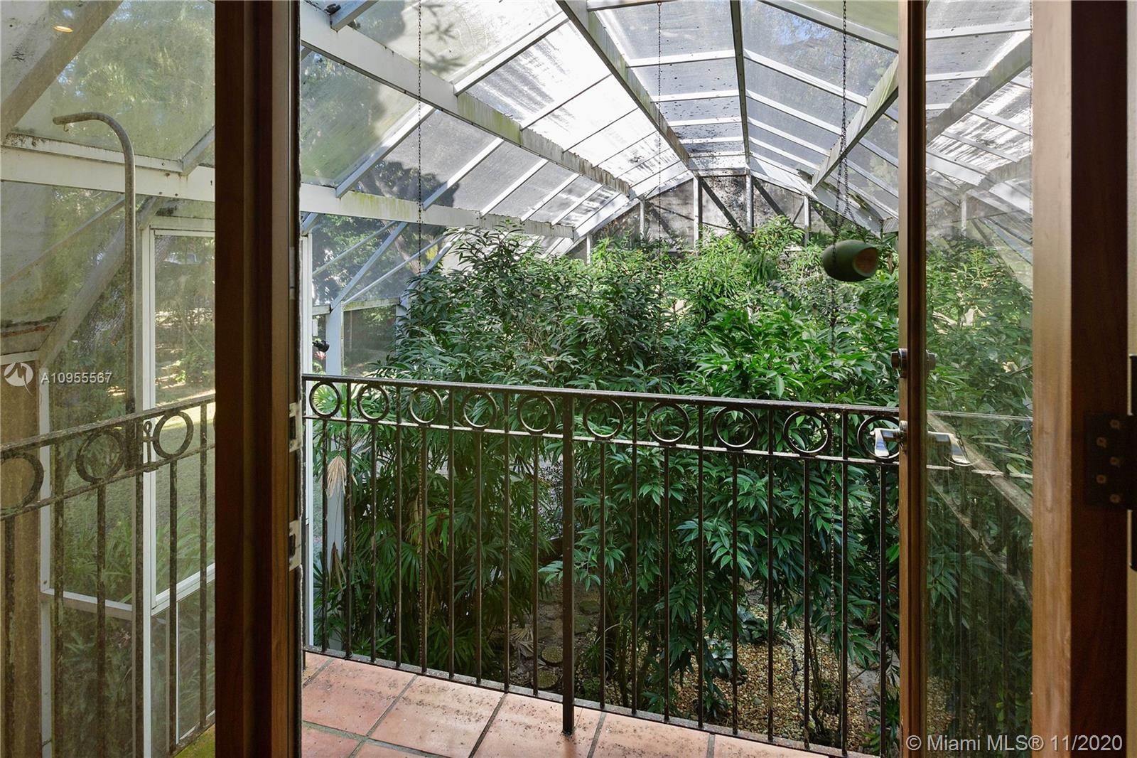 JOURNEYS END ESTATES - Residential