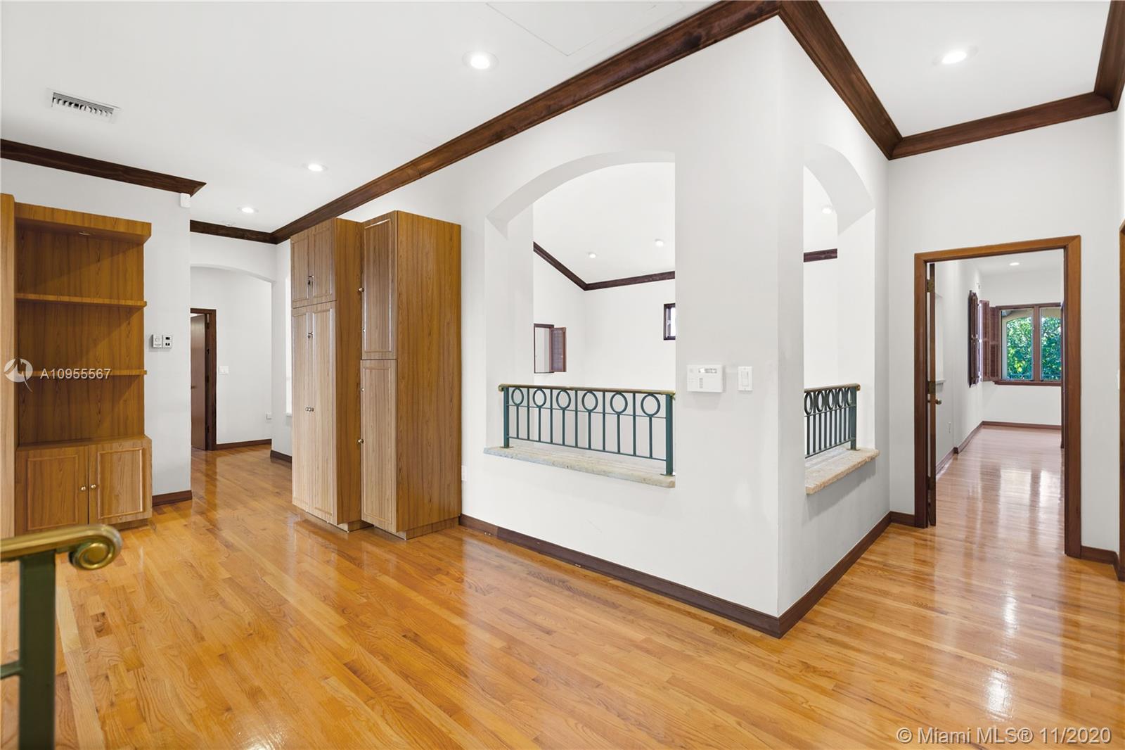 JOURNEYS END ESTATES - Residential