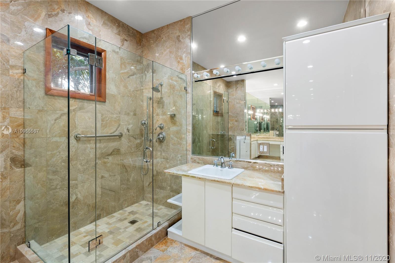 JOURNEYS END ESTATES - Residential