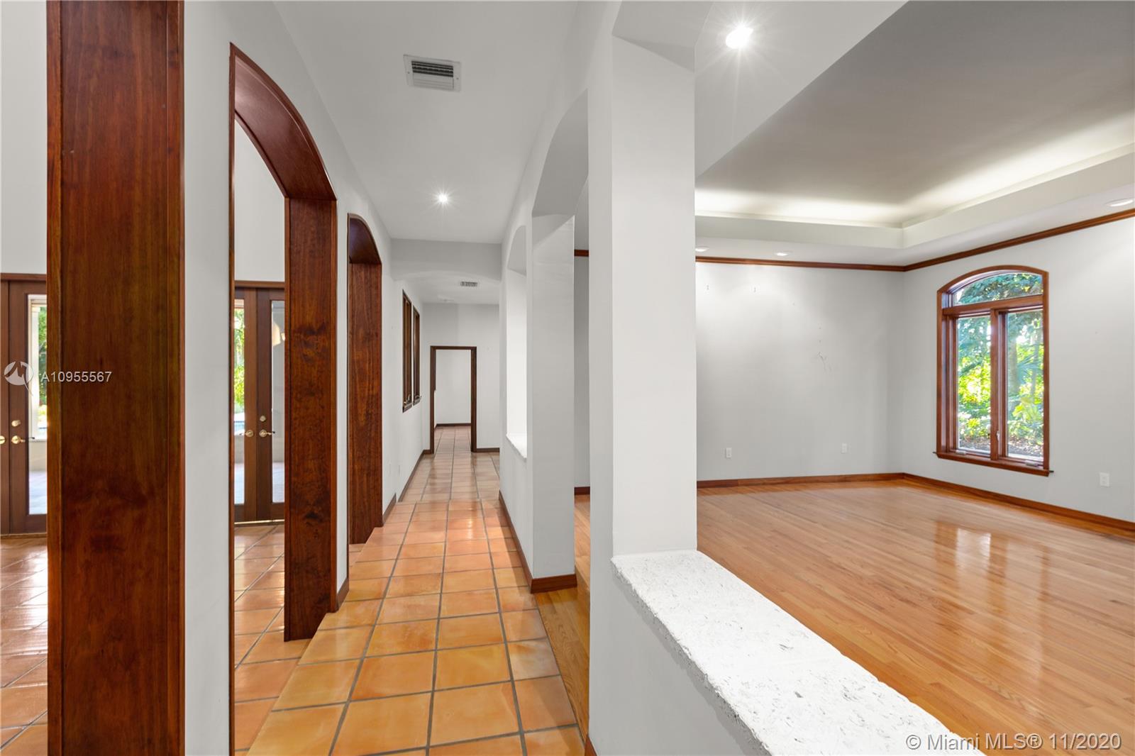 JOURNEYS END ESTATES - Residential